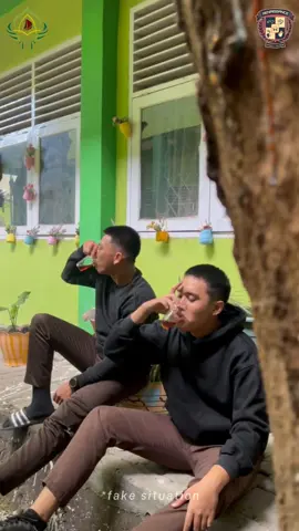 Pergaulan bebas mungkin terlihat menyenangkan, tapi dampaknya bisa menghancurkan masa depan. Jaga diri, pilih pergaulan yang sehat, dan sayangi masa depanmu. Stop pergaulan bebas, mulai dari sekarang! #bkkbn  #bkkbnsulsel el #videoedukasi #stopergaulanbebas! #pikremajarenaissance #man2kotamakassar