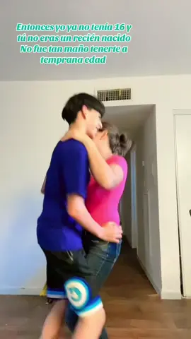 🫶🏻#son #mom #bailando #camaralenta #baile #almasgemelas #hijo #mama #viral #fyp 