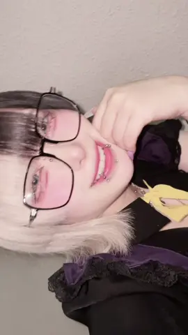 最後の意地悪な顔好きそ〜🫵😊          #大阪ミナミ #コンカフェ嬢 #会える屋さん #自撮り界隈 #派手髪 #fyp #fypシ #fff #おすすめ 