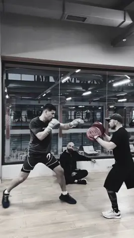 bang bang #Bivol #boxing #training #fyp 