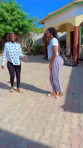 😋🥰