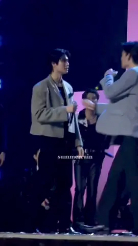 เขินมาตลอด4ปี ~🐻🐼🫶🏻#ppnaravit #phuwintang #pondphuwin #fypシ 