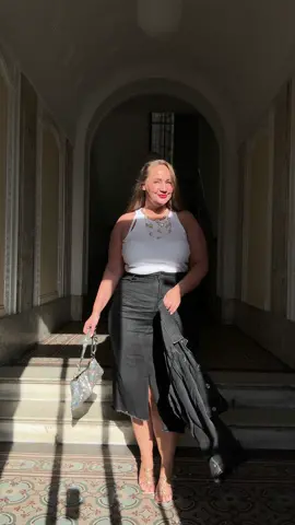 Spätsommer Outfit für Plussize Girls ☀️ #OOTD #outfitcheck #plussizefashion #fashiontiktok #plussize #großegrößen #fashionblogger #bodypositivity #plussizeblogger #jeansoutfit #curvy #curvytiktok #curvyfashion #curvyfashionblogger #plussizeedition #plussizeconfidence #langehaare #grüneaugen #longhair #greeneyes #berlin 