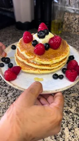 Casriyo ama quraac ku haboona 🤤❤️😇.   #pancake #macmacan #cunto #quraac #somalifood #somalipage #cuntokaris #somalitiktok 