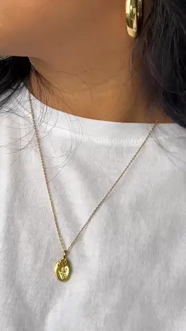 How stunning are these pieces!!✨ Recent favorite jewelry added to my collection. • • @Lola Ade #lolaade #giftedbylolaade