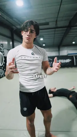 i am not a medical expert. This is just how we’re trained in Jiu Jitsu classes 🫡