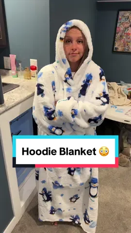 this is a lazy day MUST HAVE! 😁 #hoodieblanket #blanket #wearableblanket #hoodie #softblanket #comfyblanket #viralvideo #trending #fyp #foryoupage #tiktokmademebuyit #tiktokshopblackfriday #tiktokshopcybermonday #tiktokshopholidaydeals #tiktokshopholidaysale 