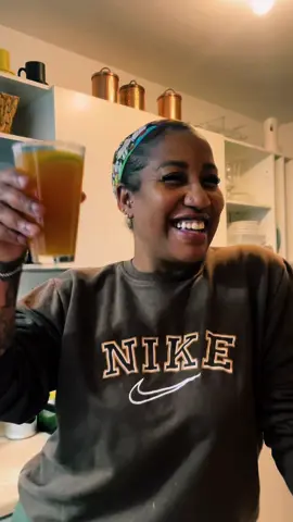 Peruana que resuelve Pe chibolo 😎🇵🇪#parati #viral #comedy #humor #comedia #lamiludebano #chile #peru #latinosenelmundo #latino #longervideosontiktok #gastronomia #zyxcba #paratiiiiiiiiiiiiiiiiiiiiiiiiiiiiiii 