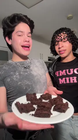 Josi cocina junto a @valentino🌽 💖que les pareció el resultado? 