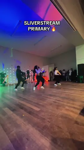 WHAT SCHOOL SHOULD WE COME TO NEXT ?😌😫!  #fyppppppppppppppppppppppp #pikkewyn #trendingvideo #blowthisup #dance #afrikaansmusiek #schooltour #capetown #prettyboidavey 