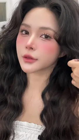 Tui mê cái tone make này quá ạ, nhìn c ấy giống #khươngthậpthất quá ạ#trending #yustudio #THUYHANGTHUYMAKEKEUP #makeuptutorial #makeuptutorial #makecodaudep #xuhuong #