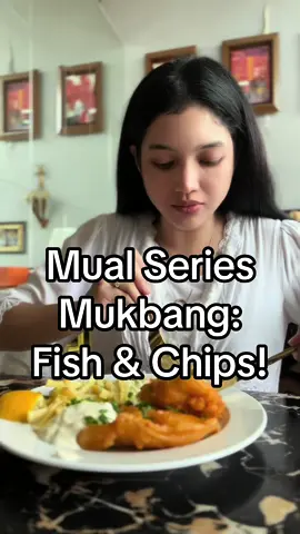 Mukbang fish and chips! Thank you teman kiter lunch! #fyp #fishandchips #tiktokmalaysia #foodtiktok #fishandchipsrecipe 