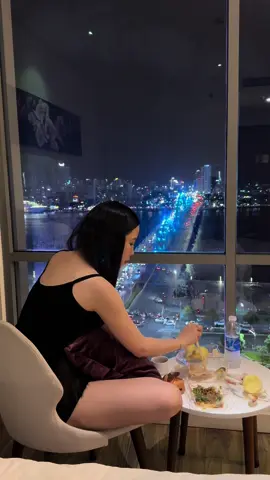 View triệu đô cầu rồng 🐉🐉 #vandahotel #danang #chill 