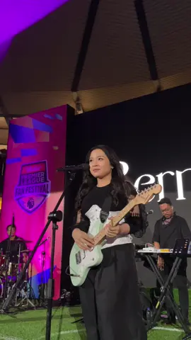 maaf suara aku sampe ga kedengeran hahaha