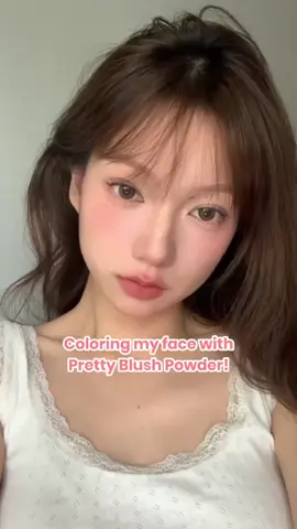 Bikin makeup kamu lebih youthful pake Judydoll Pretty Blush Powder yuk!💗 Bisa pake produk yang ada di keranjang kuning dan ikutin tutorial ini ya😍 #judydoll #judydollindonesia #beauty #BeautyTok #produkmakeup #blushon #blushpowder #blushhack #blushingtrend #makeuptutorial #blushtutorial #douyin #douyinmakeup #makeupchina #makeupdouyin #prettygirl