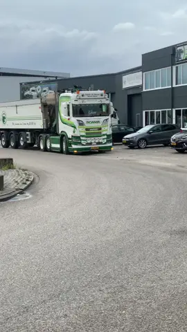 #dikmoaat💪💪🤙🤘🤘 #scaniav8super1 #scania💪🤙 #patrickvandenhoeven🤙🤘💪 