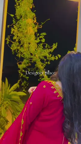 Now the days best song❤️❤️❤️#beautifuldress #bookyourordernow❤️ #foryouu #foryouu #foryoupage #foryoupage #virulvideo #instagram #Designerplace 