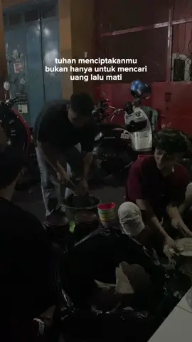 #CapCut 🙌#fyeeeeeeeeeepppppp #fypシ゚viral #jayaberlin__kulu #streetfood #kulinertiktok #kajenhits #masukberanda 
