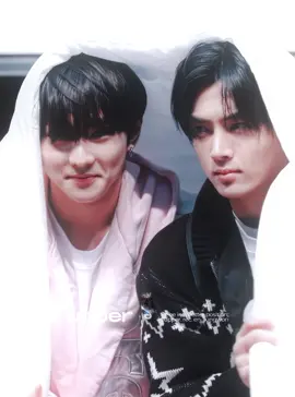 theyre so cute, tag your jaywon duo guys!!! #jay #parkjongseong #jungwon #yangjungwon #jaywon #engene #enhypen #thvzo 