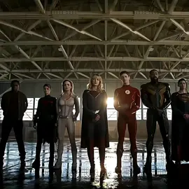 wish the arrowverse never ended #arrow #greenarrow #theflash #theflashcw #barryallen #oliverqueen #supergirl #karadanvers #legendsoftomorrow #blacklightning #batwoman #superman #clarkkent #constantine #arrowverse #cw #thecw #dccomics #dc #edit 