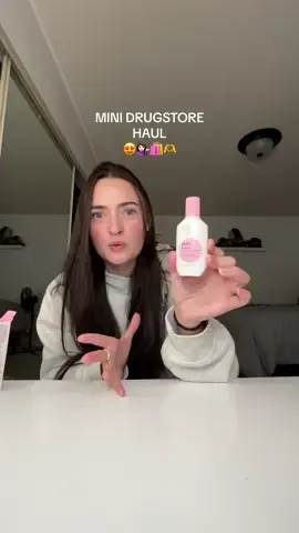 A little mini shopping haul 💁🏻‍♀️ has anyone tried bondi sanda skincare?! Lmk your thoughts! #haul #haultok #hauls #shoppinghaul #skincarehaul #makeuphaul #hairtok #drugstore #shoppers #SelfCare #beauty #fy @e.l.f. Cosmetics @TheraBreath @Bondi Sands Skincare @Nexxus Hair Care @Shoppers Drug Mart 