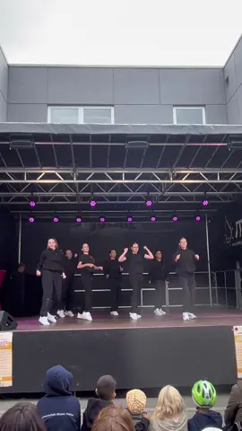 @Julia #hiphop #show #dancer #hiphopclass #leonberg #welovetodance 