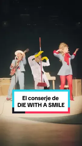 Lo que no se vio en Die With a Smile 🚬💃 ¡No, conserje! #ladygaga #brunomars #humor #parodia #peru 