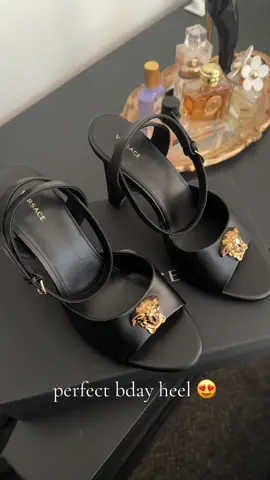 Planning my bday fits months in advance 🤣😅 #shoes #heels 