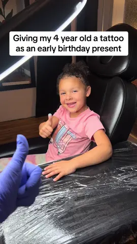 She loves tattoos!! #fyp #tattoos btw its fake so dont come for me 😂#faketattoo #tattooing #marker 