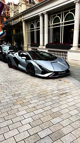 SOUND UP AT THE END!! Beautiful Lamborghini Sian, 1 of 63 🤩  #CarEnthusiast #supercar #lamborghini 