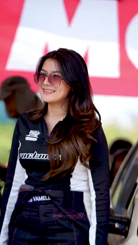 siap nih drifter cewe idola kalian? @j99xar  . . . #indonesiadriftseries #drift #drifting #fypシ゚viral 