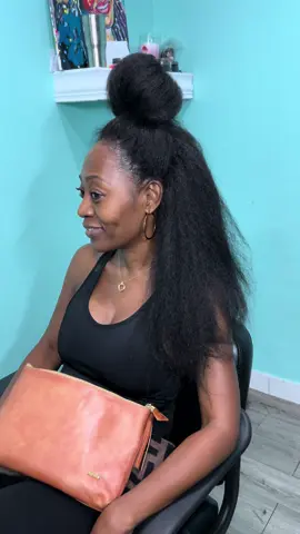 Style: Crochet Vixen w/no leave out. 💝 Color: 1B  Hair is always included and is always  from our brand @crochetbundles You can purchase the hair here www.shopcrochetbundles.com  Hair type: Premium Synthetic Fibers. Amount of bundles used: 3.5 #BeautyByBekuh #CrochetQueens #CrochetBUndles #RuggedIslandLocs #CrochetVixen #360CrochetWeave “ #CrochetBraids #BahamasCrochetBraids #CrochetBraidsBahamas #TrinidadCrochetBraids #JamaicaCrochetBraids #CaribbeanCrochetBraids #crochetbraidclasses #TheCrochetLoop #TheCrochetConnection #protectivestyles #NaturalHair #4cprotectivestyles #i refinededges #CrochetVixen #PremiumSyntheticFibers #CrochetOverLocs #vicob 💕Becca