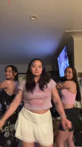 Dc: @ariana  #foryou #triplets #afrojazz #frozy #hiproll #trend 