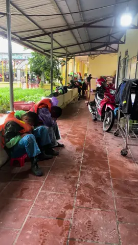 Các bạn mệt lắm đúng không? Nhiệm vụ này các bạn đã hoàn thành rất tốt rồi . Nghỉ ngơi thôi  #Sư3#lumienbac#lumienbactok #bodoi 