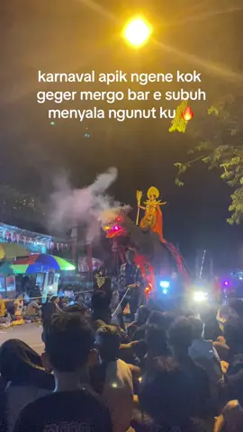 Ngunut nih bosss 🔥 #fyp #tulungagung #karnaval #karnavalsoundsystem #tulungagung24jam #4upage #fypシ゚ #foryou #ngunuttulungagung 