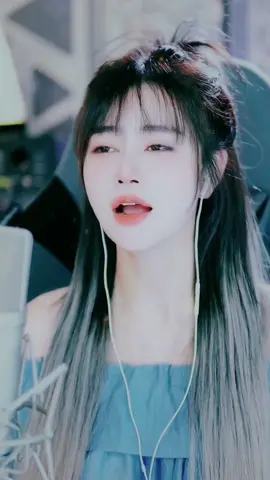 Tự thân mình đi #nhacnaysuy #oanhta  #nhachaymoingay🎧 #motchutbuon #nhacnaychillphet🎶 #music #xuhuongtiktok 