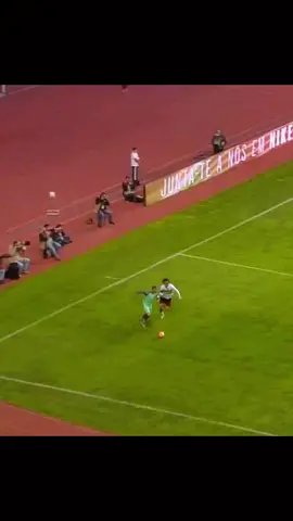 Ronaldo's best turning skills 🥶 ☠️ #ronaldo #skills #footballedit #Soccer #fyp #foryou 