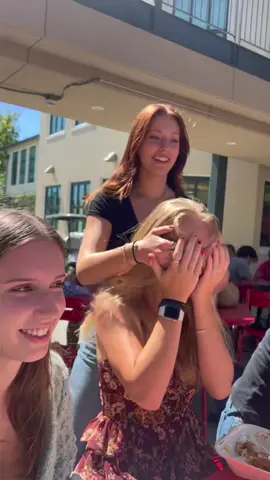 surpise suprise #ldr #ldrcouple #suprise #longdistancerelationship #couplegoals #couple #fyppppppppppppppppppppppp #fypage #fy #missyou #tiktok #loveyou #Love #foryou 