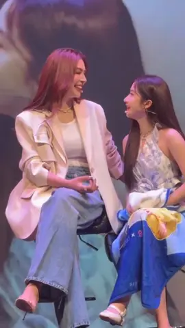 Faye: Can I tell the story at Hua Hin? Yoko: Mimi, mimi. Faye: I want to tell you guys, but she says, 