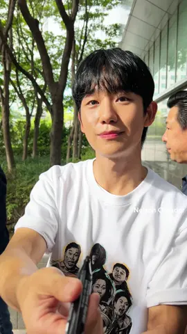 Nag-abang lang sa labas ng sinehan nakapagpa-autograph pa kay Jung Hae In😍 감사합니다 @holyhaein  배우님🫡 📍The Executioners movie stage greeting📸 #junghaein #정해인 #베테랑2 #엄마친구아들 #lovenextdoor #kdrama #koreandrama #koreanmovie #영화 #fyyyyyyyyyyyyyyyy #fyppppppppppppppppppppppp 