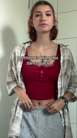 it was just too cute 🧚🧚🧚 #2020 #spacegirl #dance #dancetok #fyp #throwback 