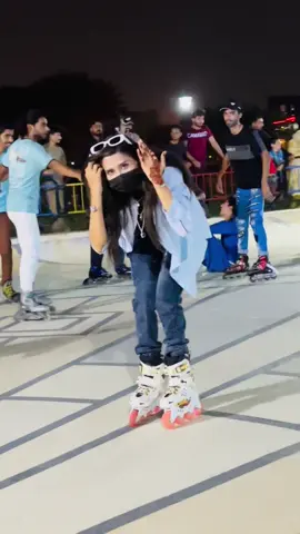 Kon c apki favourite skill ha ? #fyp #seha #sehaafam #skatinggirl #fy #pindiskatinggirlseha #fypシ゚viral #dontremovemyvideo #fyppage #foryoupage #sehaaqueen #seha #skatinglover #sehaaqueen #fypp  #fyppppppppppppppppppppppp 