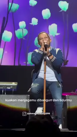 dik by@bandwaliofficial lagu favorit banget❤️🤍 #fyp #4you #moots? #lewatberanda #bandwali #waliband #walibandofficial #faankwali #parawali #cariberkah 