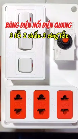 Bảng điện nổi Điện Quang có loại 1,2,3 công tắc, lỗ cắm bằng đồng, có chế độ tự ngắt khi quá tải, chất liệu nhựa ABS  #diemhang19 #xuhuong #bangdien #bangdiennoi #bangdiennoidienquang #dienquang 
