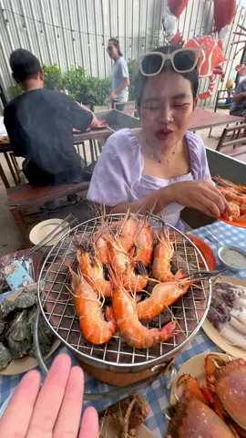 ร้าน กองทัพทะเล ซีฟู้ดบุฟเฟต์ ✨คนละ 429.- รวมเครื่องดื่ม ของหวาน ไม่จำกัดเวลา✨เติมถ่านฟรี 📲 : 098-582-4091 🕔จันทร์-ศุกร์ 16:00-22:30 🕔เสาร์-อาทิตย์ 15:00-22:30 📍พิกัด : อยู่บางแสนล่าง 14/1 ติดกับสะพานปลาหาดวอน  https://maps.app.goo.gl/Rg9yojhJCjcsTSLJ7 