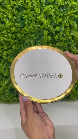 Mesa posta é sinônimo de AMÔ🫶🏽 A linha DUBAI da @wolff.oficial é elegante e sofisticada, peças em porcelana com bordas douradas, o puro suco da riqueza. Adquirir essas peças é um sonho, então pesquisei bastante e encontrei na melhor loja de artigos pra o lar, mesa posta e decoração, @dicasadecorehome  Lembre-se , mesa posta é demonstração de amor e carinho por quem amamos 🧡 #mesaposta #mesapostacomamor #wolff #linhadubai #recebido #recebidos #recebidospagos #comprinhas #comprinhasonline #conquista #sonhos #reelsinstagram #rellsviral #reelsdonadecasa #viral #viralreels #viralvideo #donadecasa #donadecasareal #donadecasasimples #sobremesa #xicaradecafe #xicaradecha #pratosobremesa 