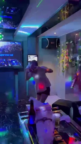 Cũng có cái gọi là vui trung thu😅#moinguoi #xkldhanquoc #xuhuongtiktok #cuocsongxanha #yeosu #vuitrungthu #karaoketime #hanquoc 