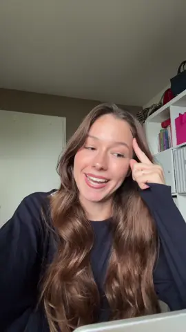 FAYE ire ersti tag zrugg a de uni🤣 #uni #uzh #bwl #studieren #studenten #studentenleben 