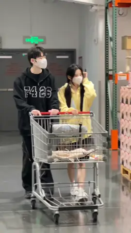 🤍 #foryou #fyp #todaytrending #viraltiktok #douyin #cutecouple #chinesecouple 