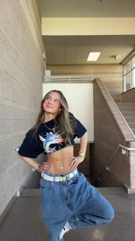 sure.. but dont you mean tonight? #OOTDS #fitcheck #outfitinspo #school #y2k #jewerly #ohleias #samba 